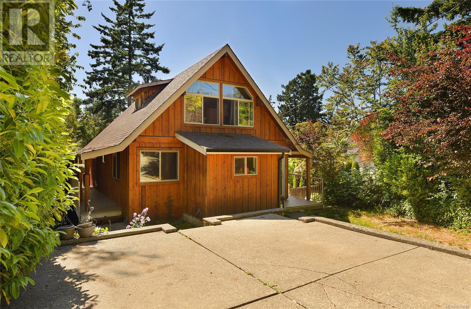 2874 Leigh Rd, Langford, BC V9B 4G3
