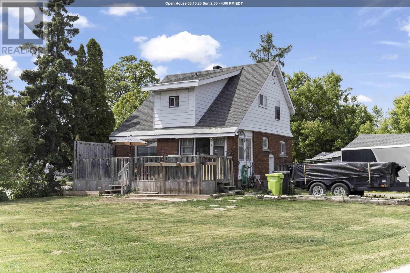 5 Alberta St, Sault Ste. Marie, ON P6B 2N6