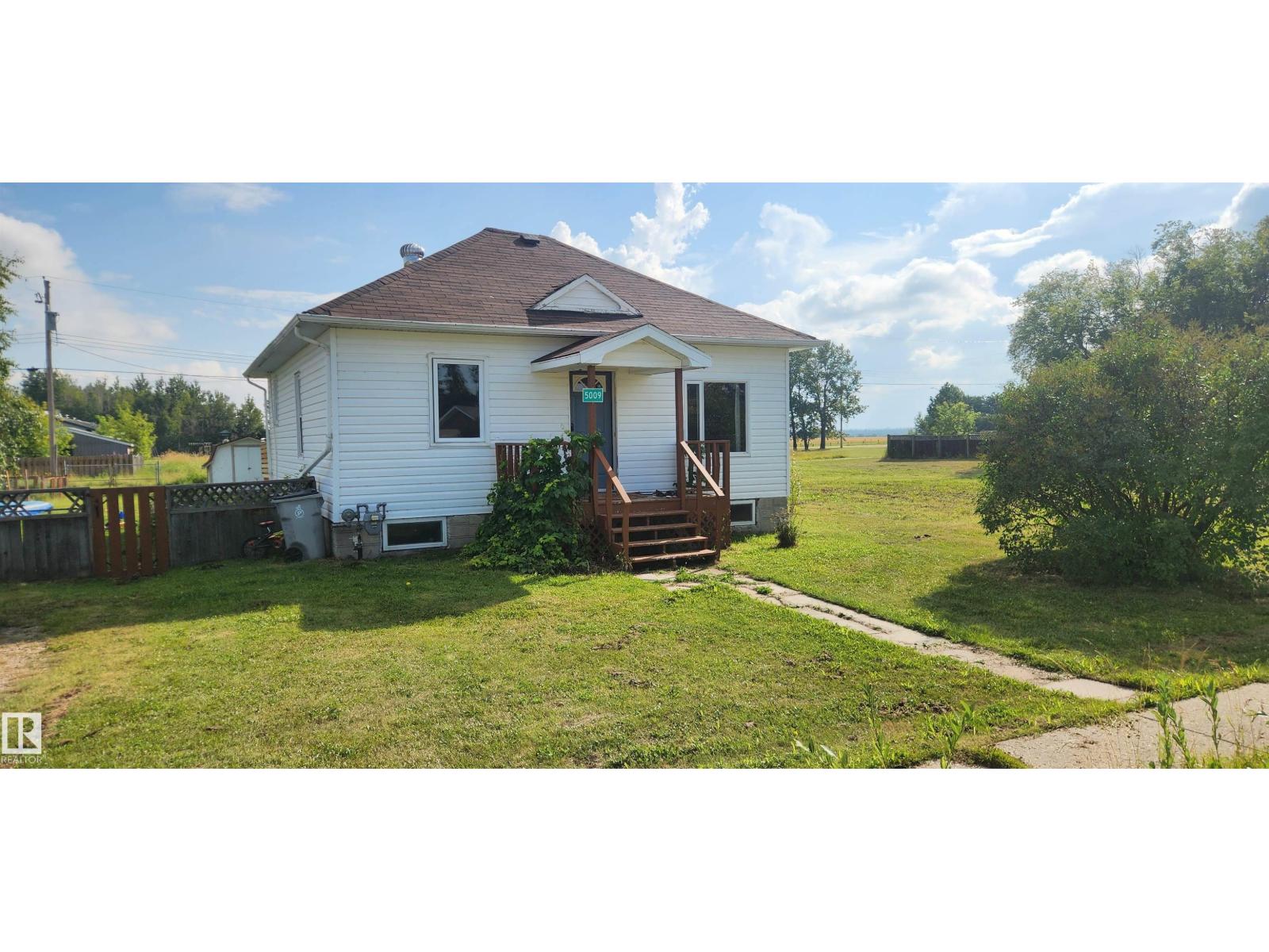 50 Av Unit 5009, Pickardville, AB T0G 1W0