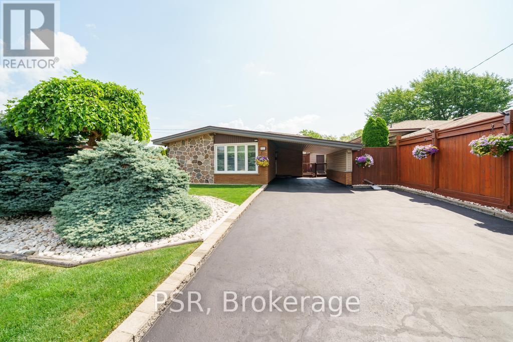 117 Sunrise Dr, Hamilton, ON L8K 4C5