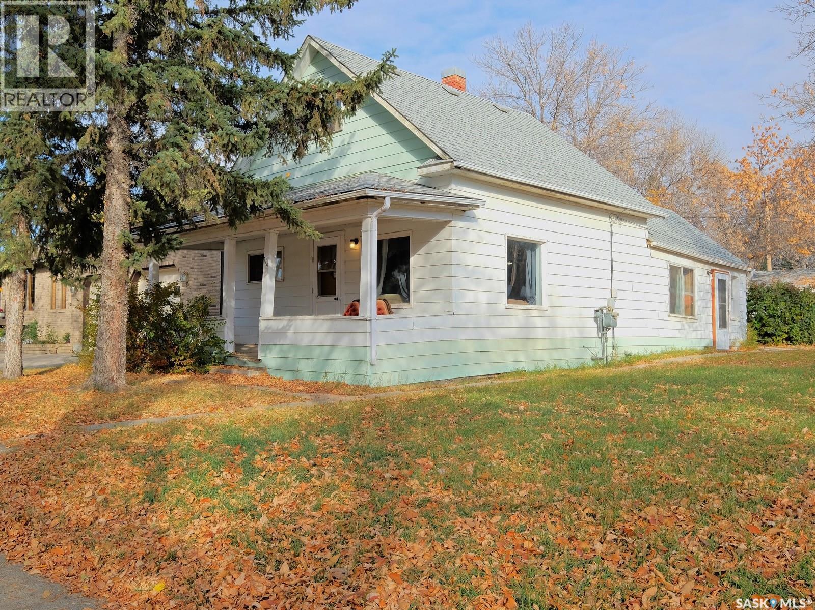 710 George St, Rosetown, SK S0L 2V0