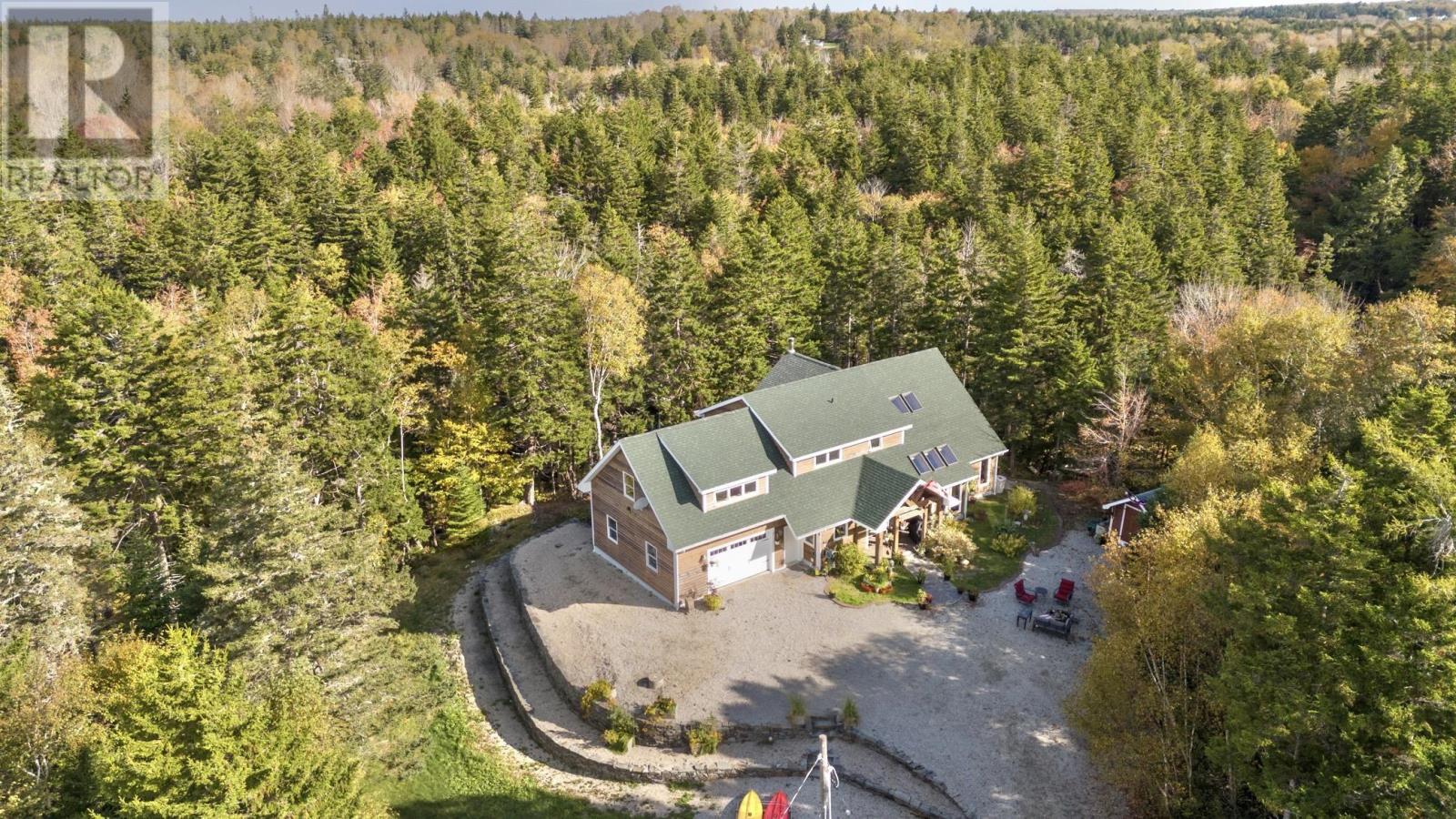 471 Marc Comeau Rd, Meteghan River, NS B0W 2L0