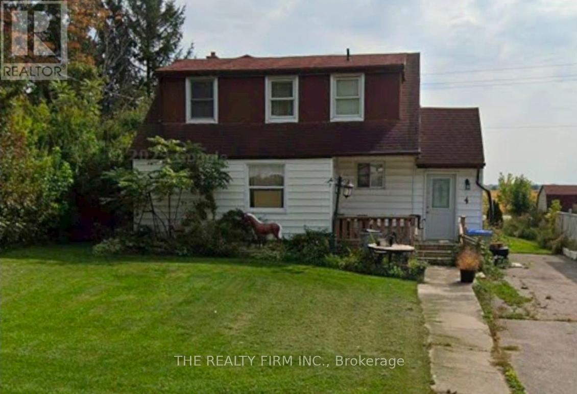 4 Quebec Rd, Huron East, ON N0M 1L0