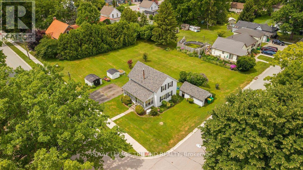 21 Elgin St, Southwest Middlesex, ON N0L 1A0