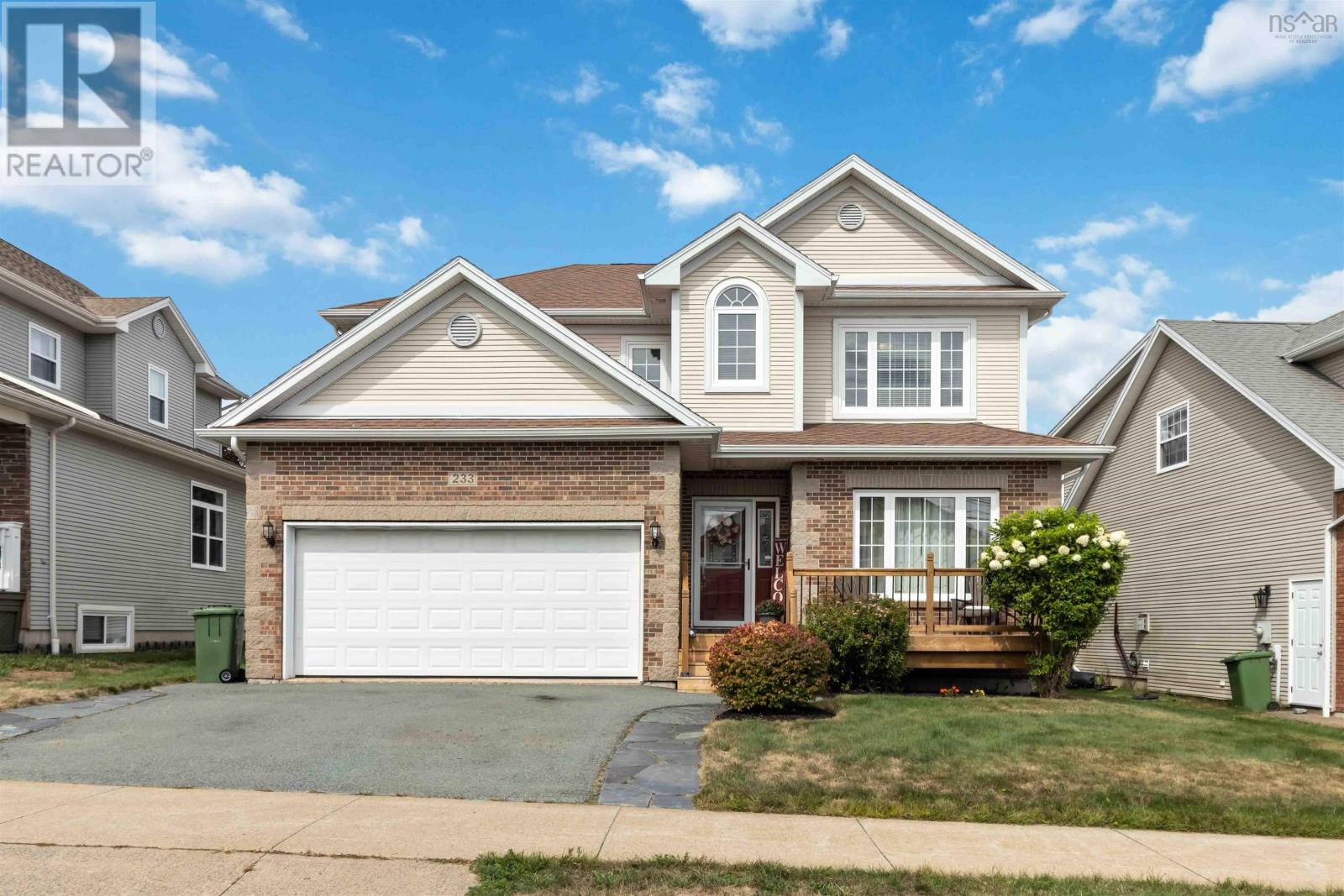 233 Starboard Dr, Halifax, NS B3M 4V4
