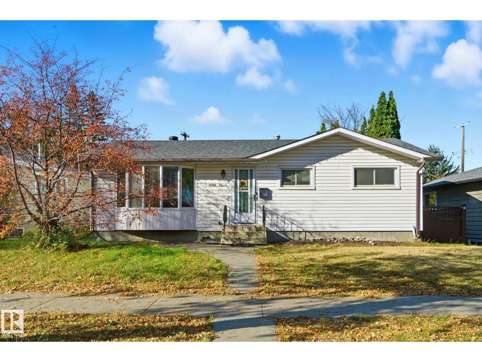 88 Av Nw Unit 16100, Edmonton, AB T5R 4M4