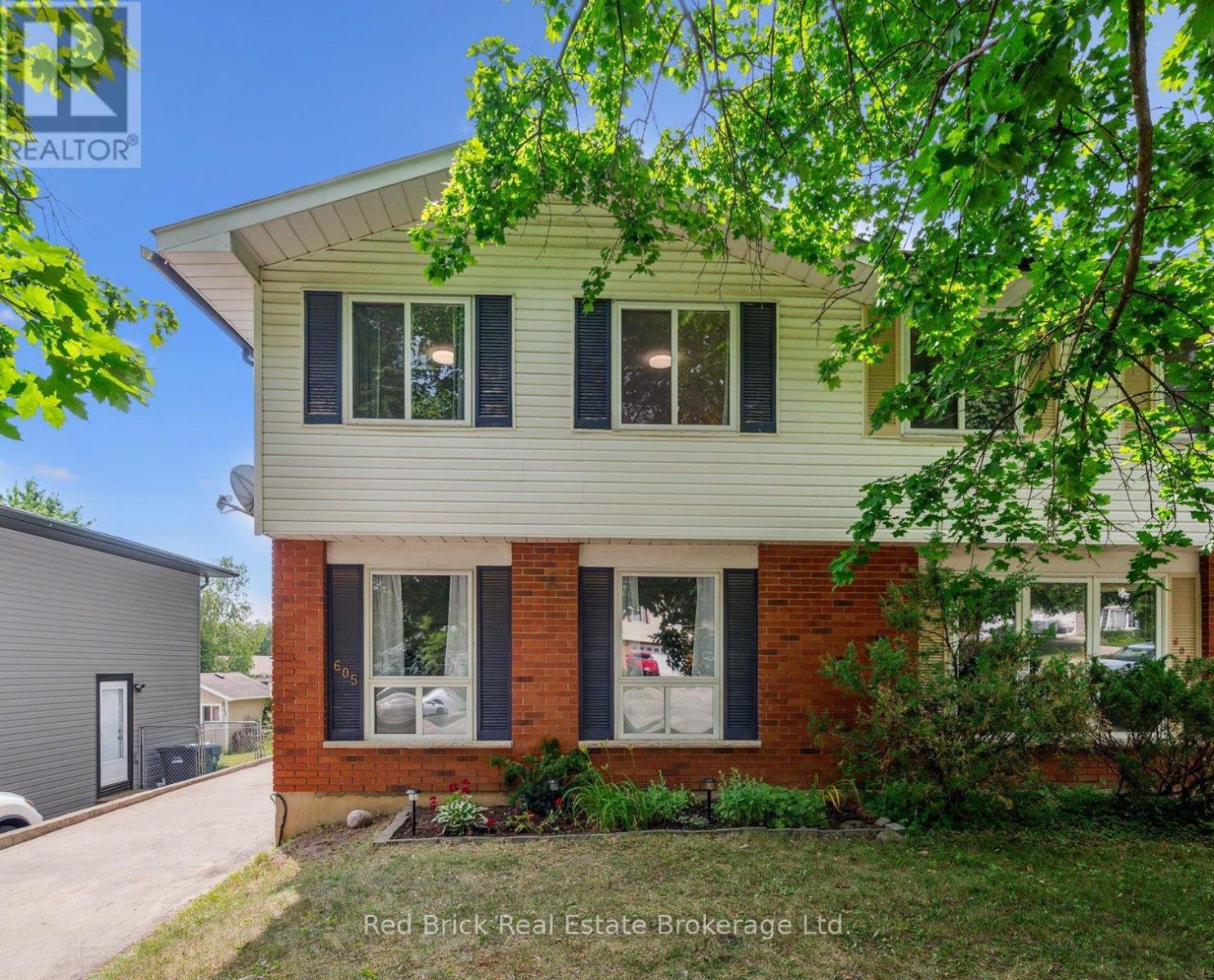 605 Willow Rd, Guelph, ON N1H 7J8
