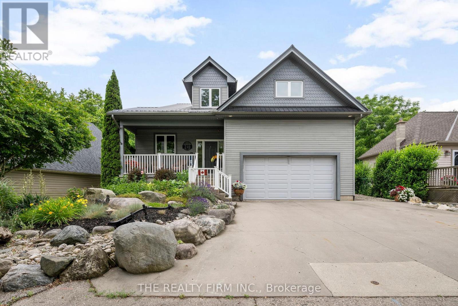 210 Cornell Dr E, Central Elgin, ON N5L 1A5