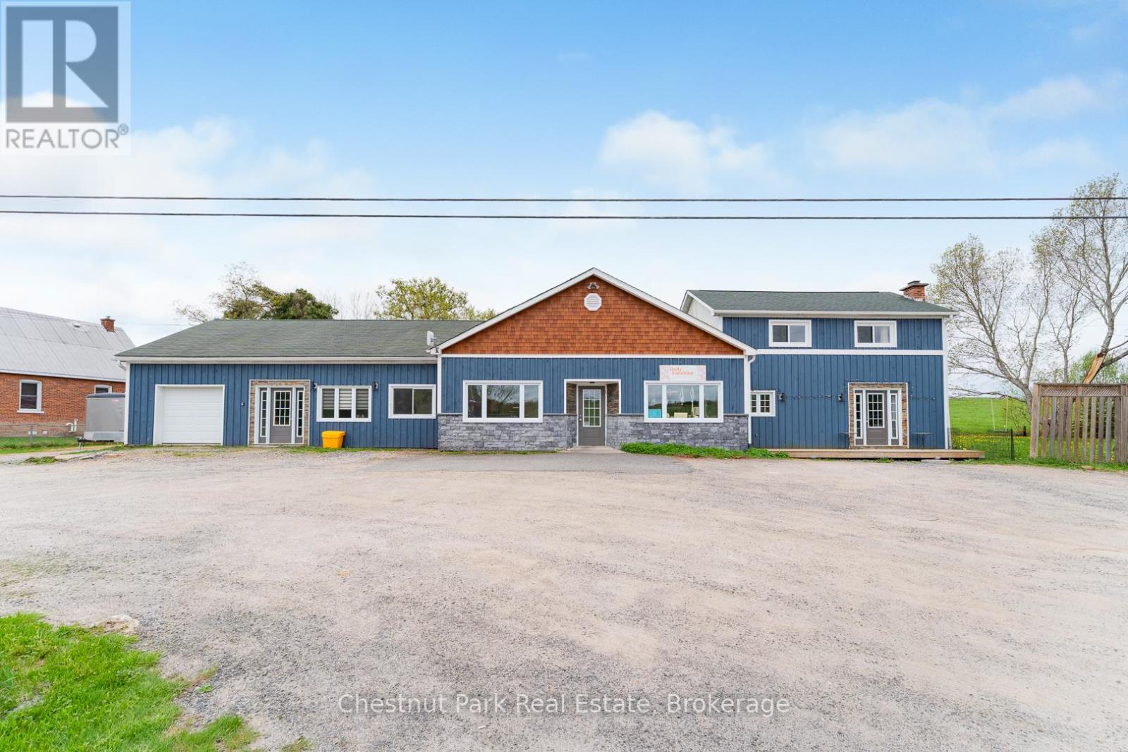 141 Highway Unit 2015, Muskoka Lakes, ON P0B 1M0