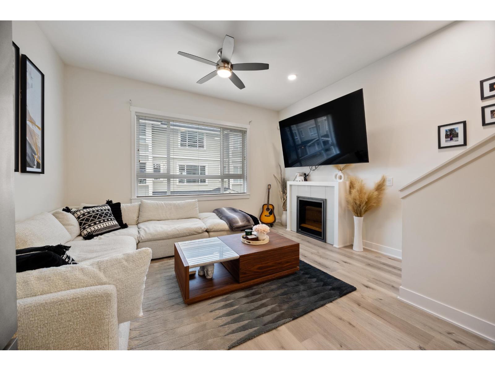 2955 156 Street Unit 57, Surrey, BC V3Z 2W8
