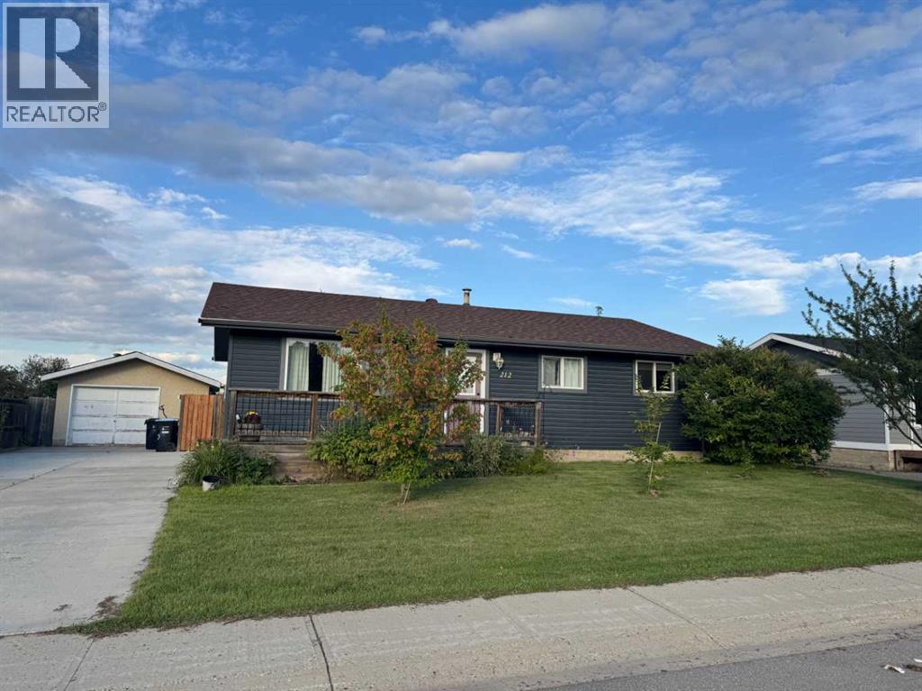 212 Silica Pl, Fort Mcmurray, AB T9H 2Z8