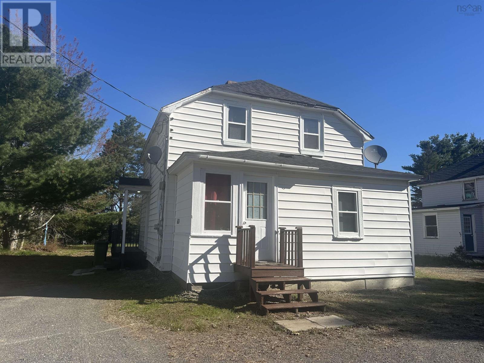 635 Faculty Dr, Greenwood, NS B0P 1R0