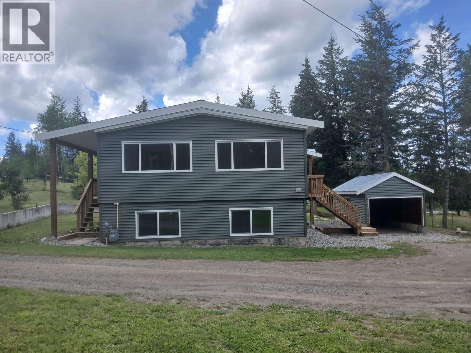 6209 Garrett Rd, Lone Butte, BC V0K 1X3