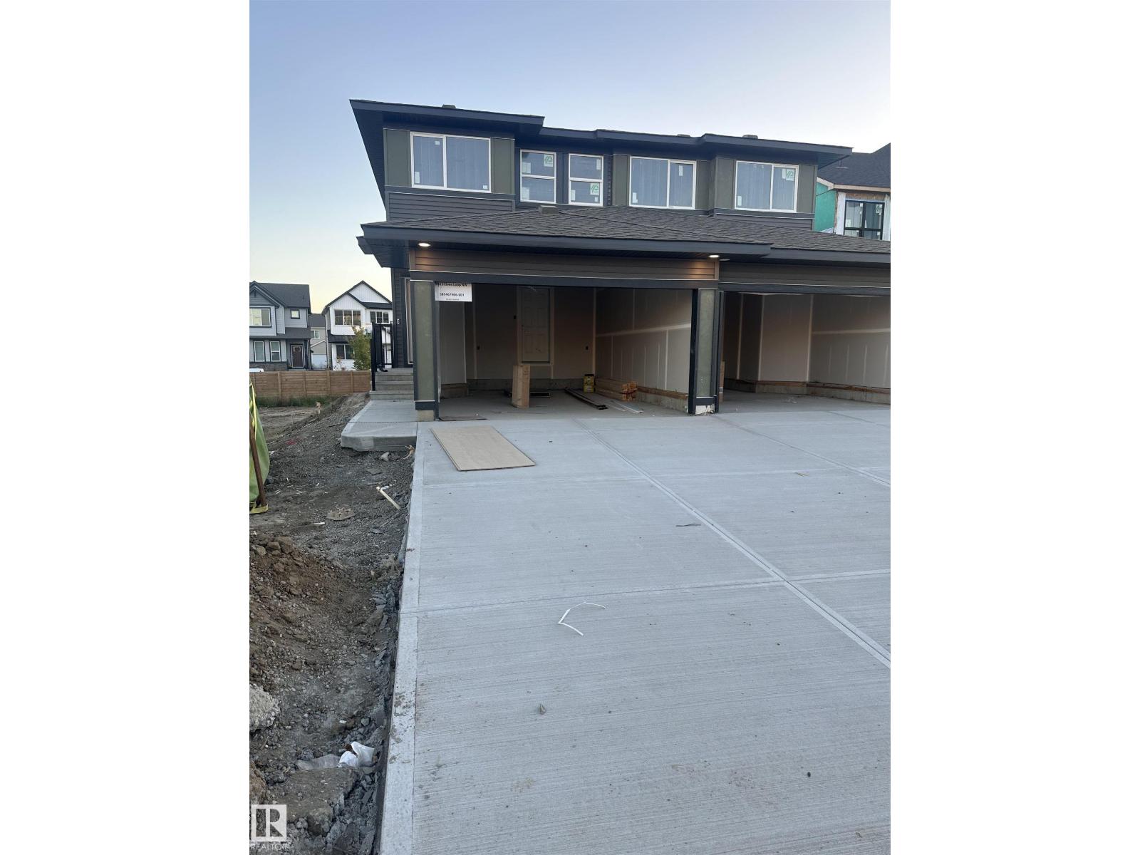 8925 Elves Lo NW, Edmonton, AB T6M 3G3