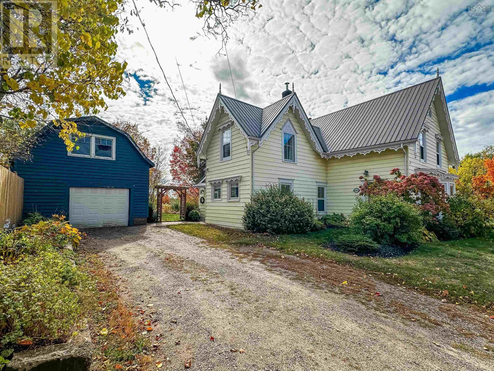 9682 Highway 221, Canning, NS B0P 1H0