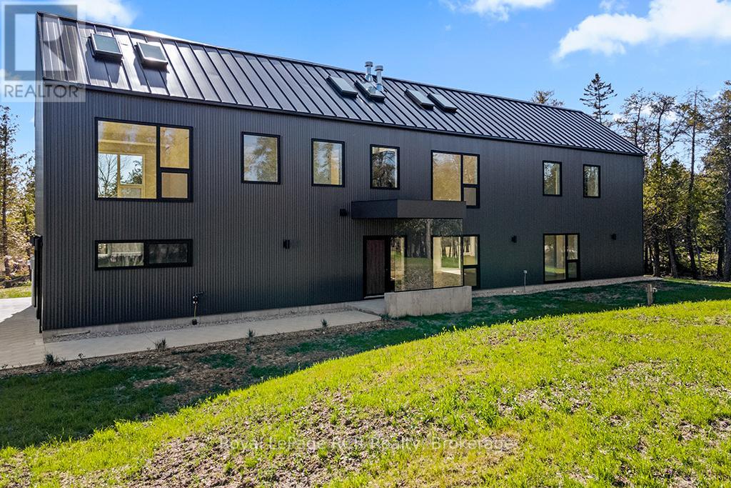 67 Pedwell Dr, Northern Bruce Peninsula, ON N0H 2R0