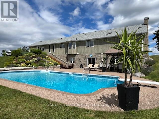 2332 Centre Line Rd, Clearview, ON L0M 1G0