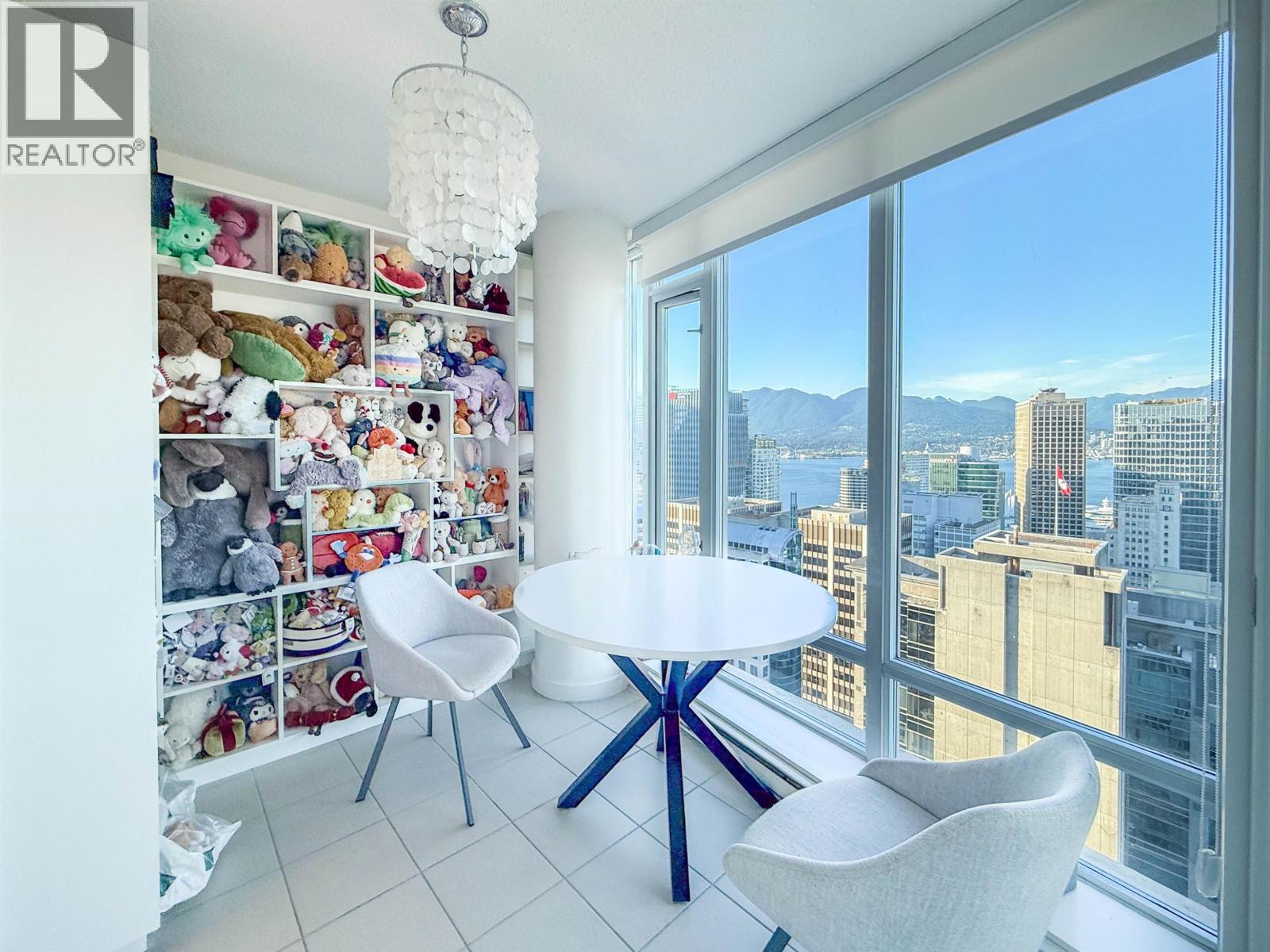 610 Granville Street Unit 2910, Vancouver, BC V6C 3T3