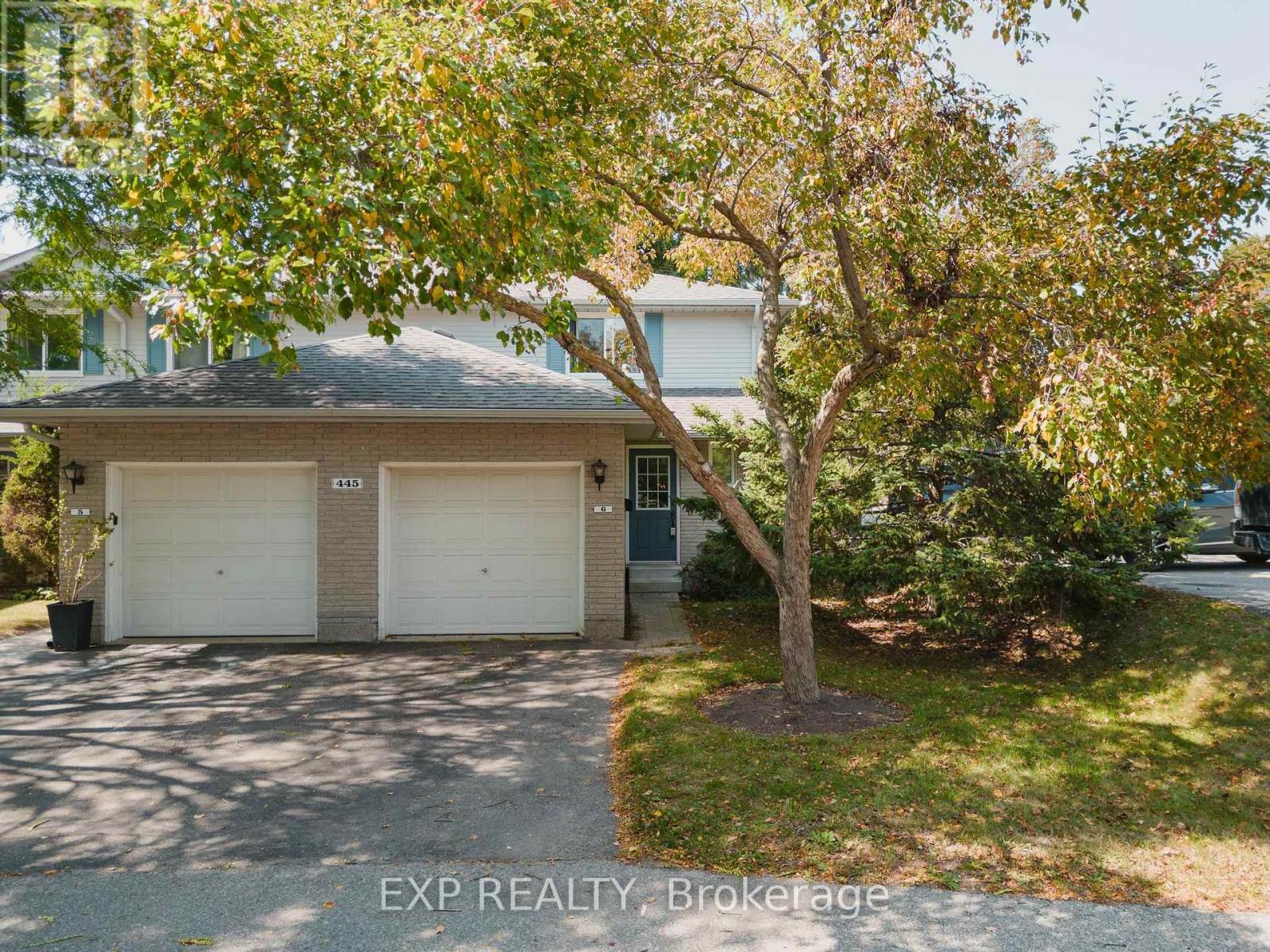 6 445 Kingscourt Dr, Waterloo, ON N2K 3R4