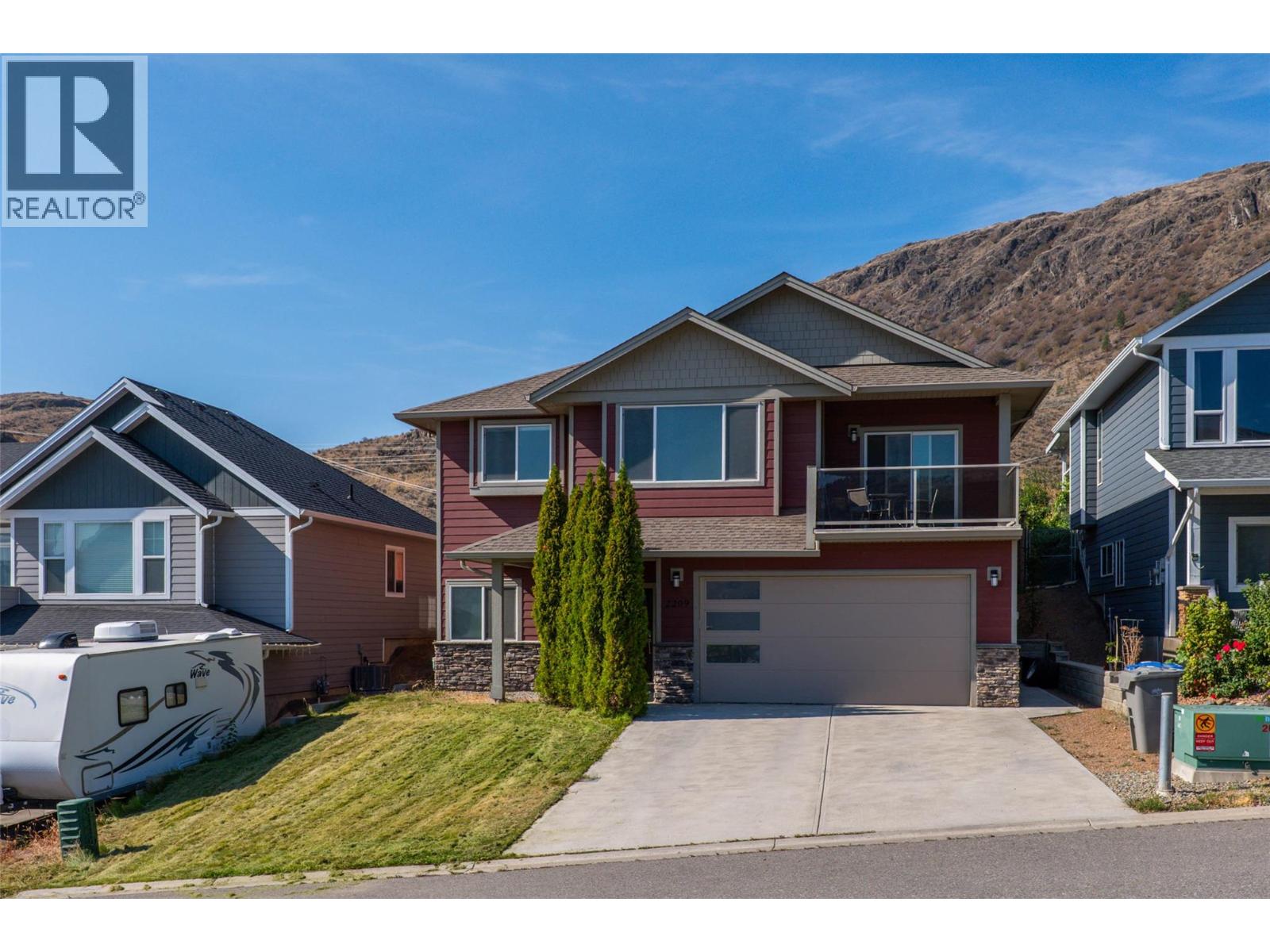 2209 Saddleback Dr, Kamloops, BC V2B 0G7
