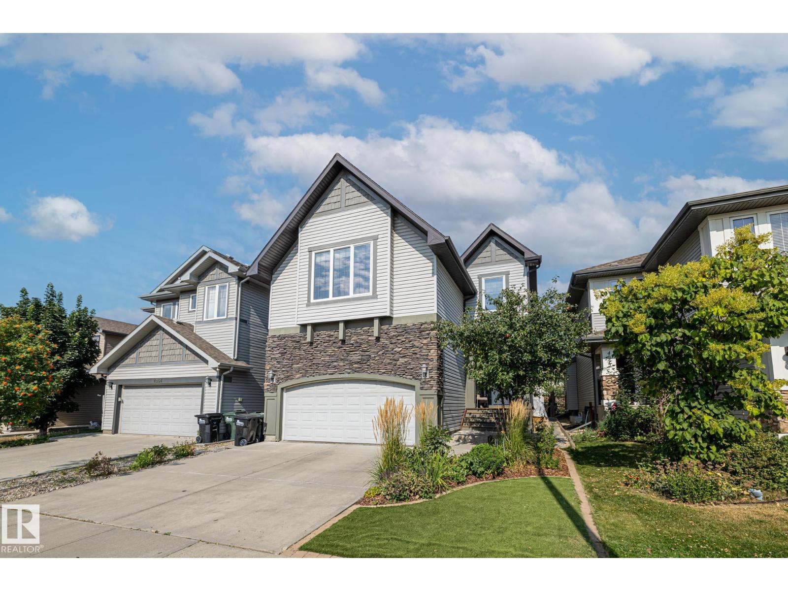4068 Summerland Dr, Sherwood Park, AB T8H 0K4