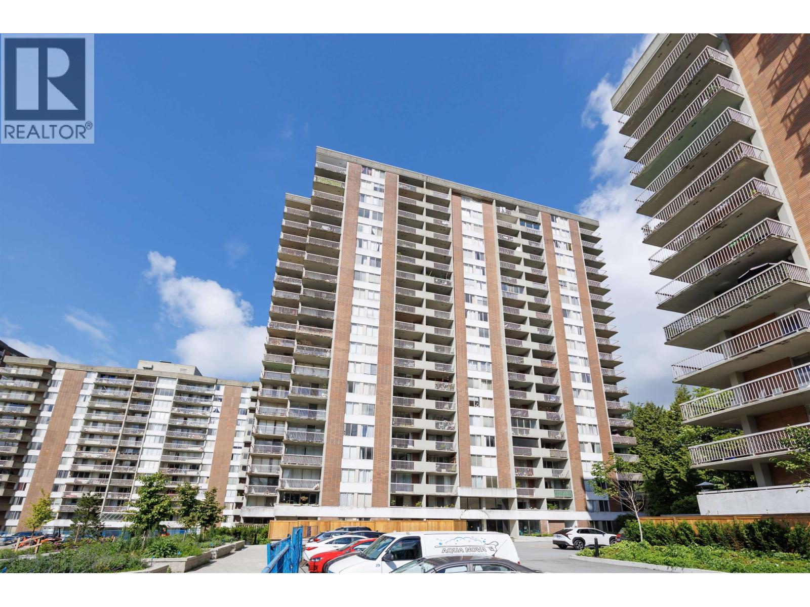 2016 Fullerton Avenue Unit 1602, North Vancouver, BC V7P 3E6