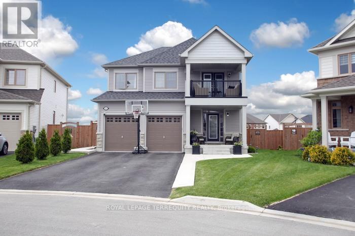 220 Harpin Way E, Centre Wellington Fergus, ON N1M 2W3