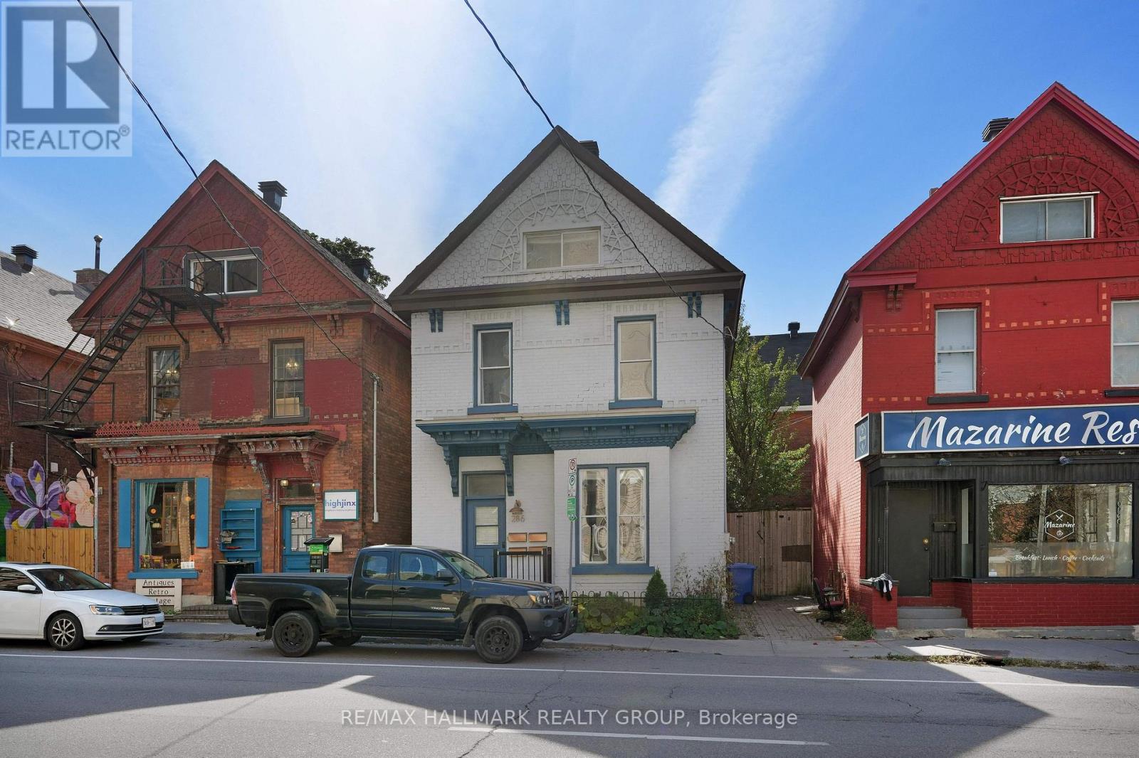 286 Kent St N, Ottawa, ON K2P 2A4