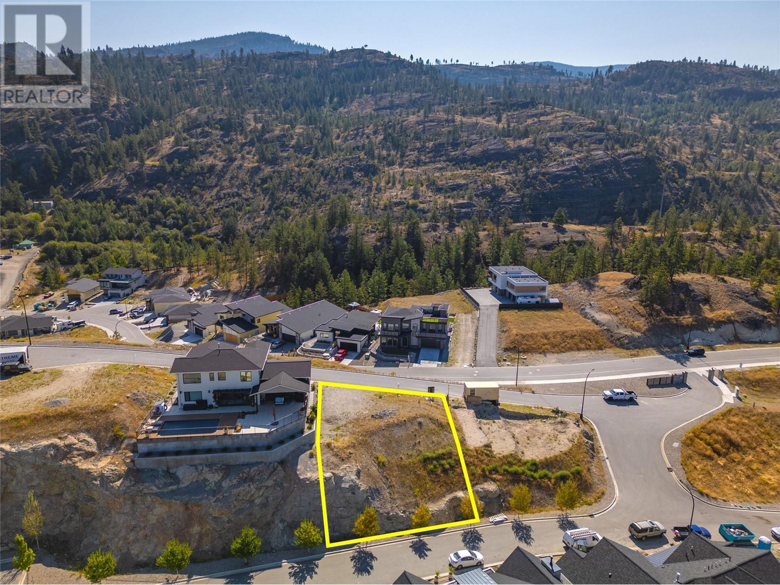 3331 Evergreen Drive Unit 105, Penticton, BC V2A 0J3