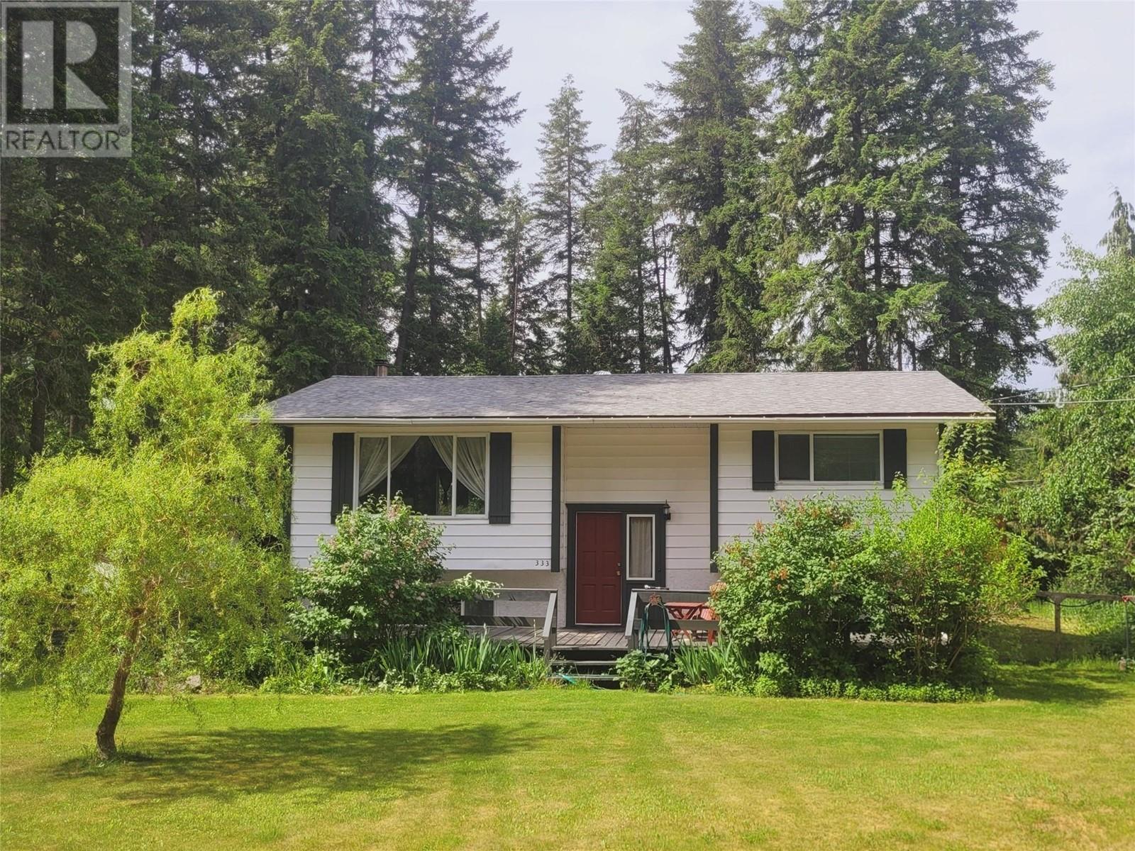 333 Dutch Lake Rd, Clearwater, BC V0E 1N2