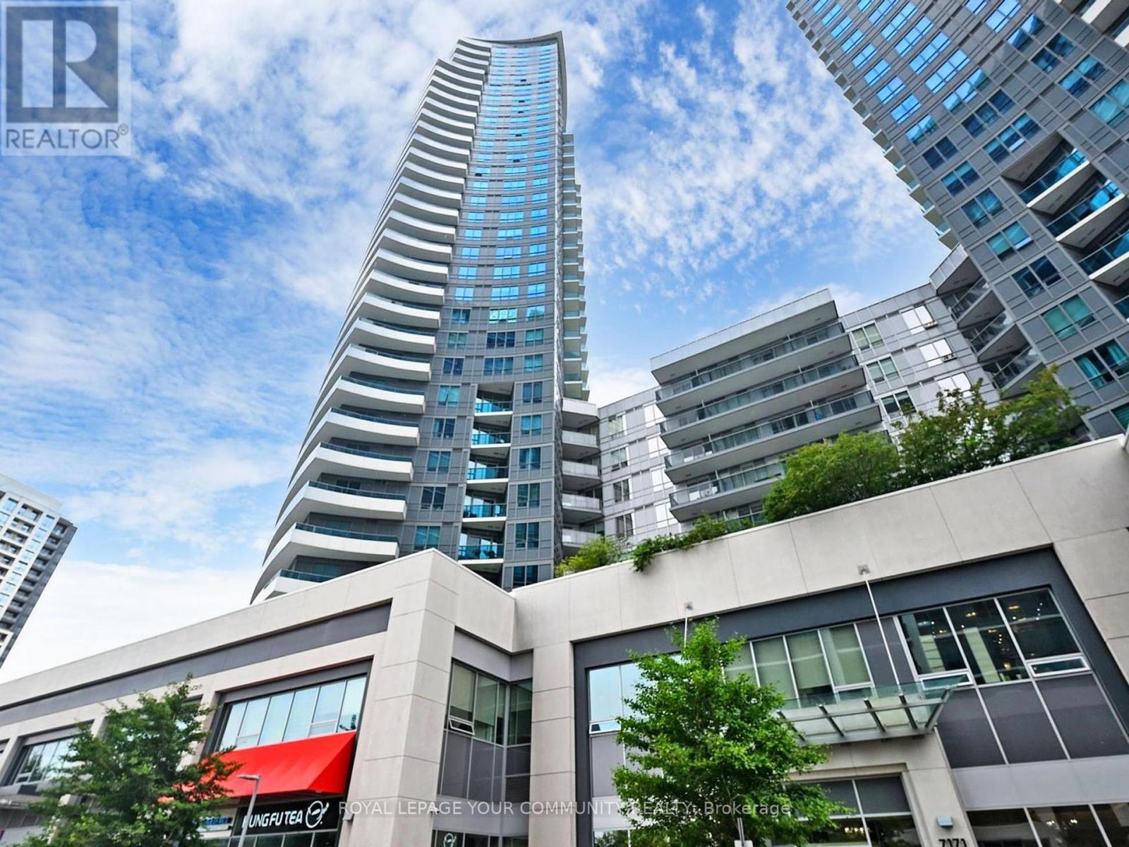 522 7161 Yonge St, Markham, ON L3T 0C8