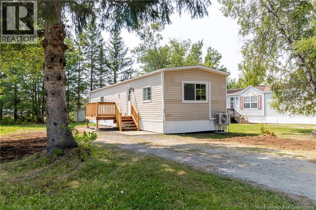 31 Ramsey St, Lincoln, NB E3B 6X1