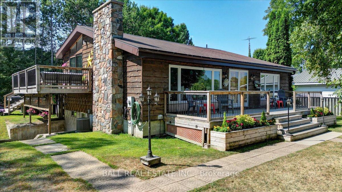 24 Gould Ln, Bancroft, ON K0L 2L0