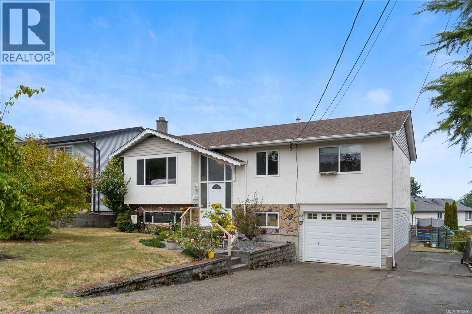 558 Weber St, Nanaimo, BC V9R 6R1