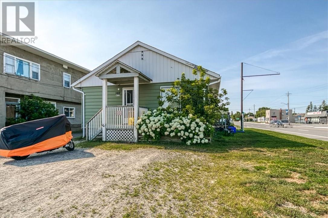 307 Albert St, Espanola, ON P5E 1H1