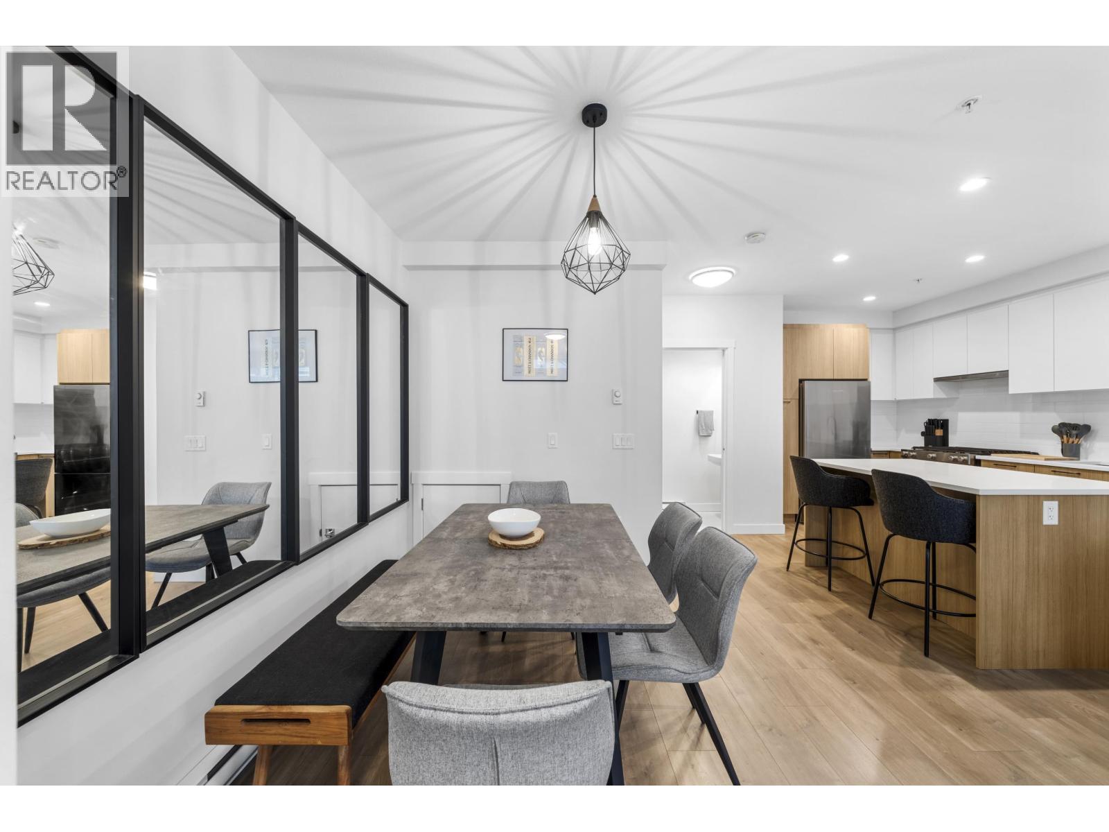 708 Lea Avenue Unit 214, Coquitlam, BC V3J 0K4