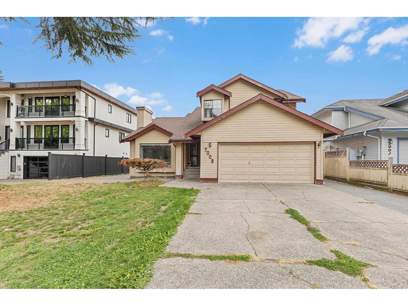 129 Street Unit 7008 #a, Surrey, BC V3W 7B2