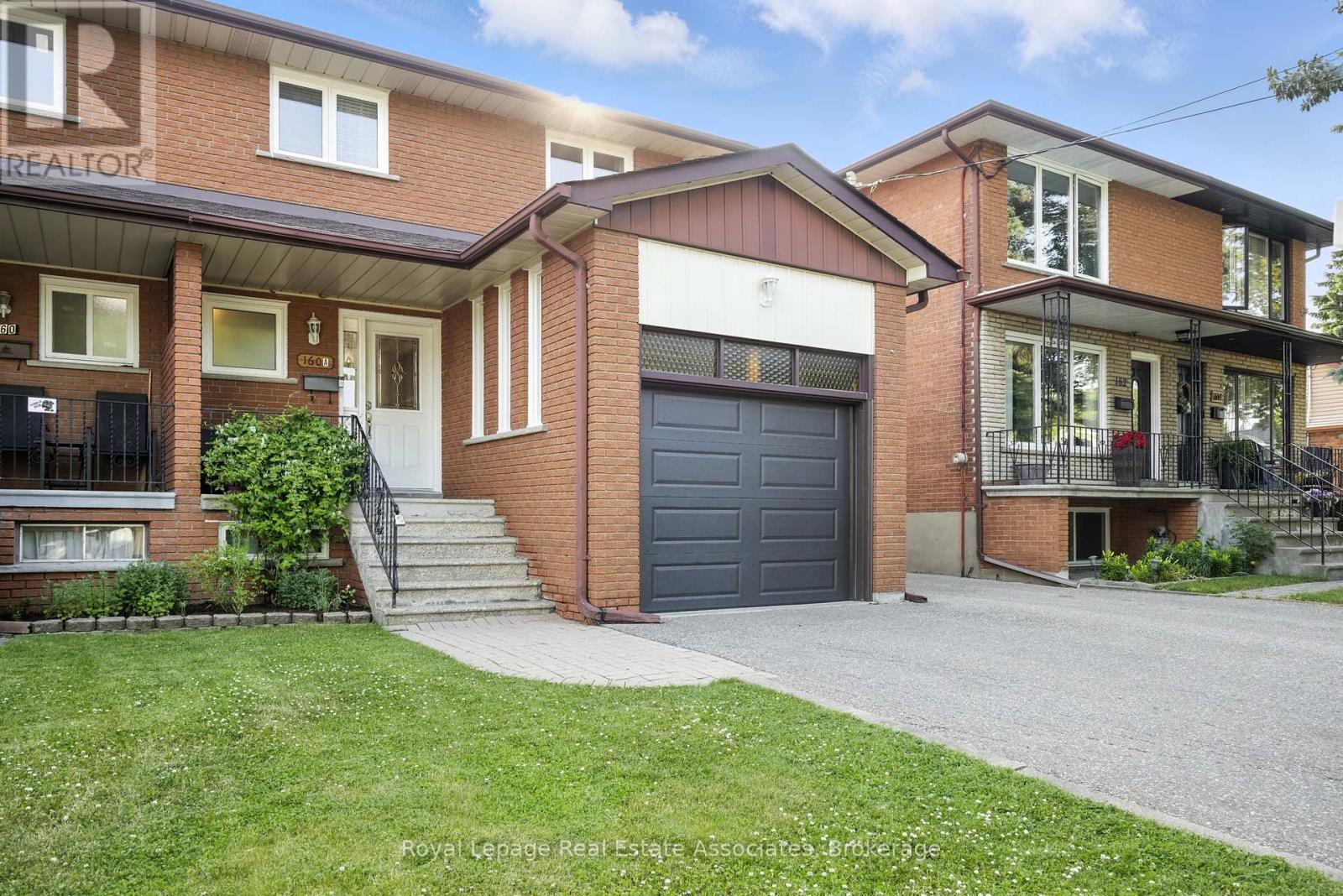 160 Sheldon Ave A Ave, Toronto, ON M8W 4L6