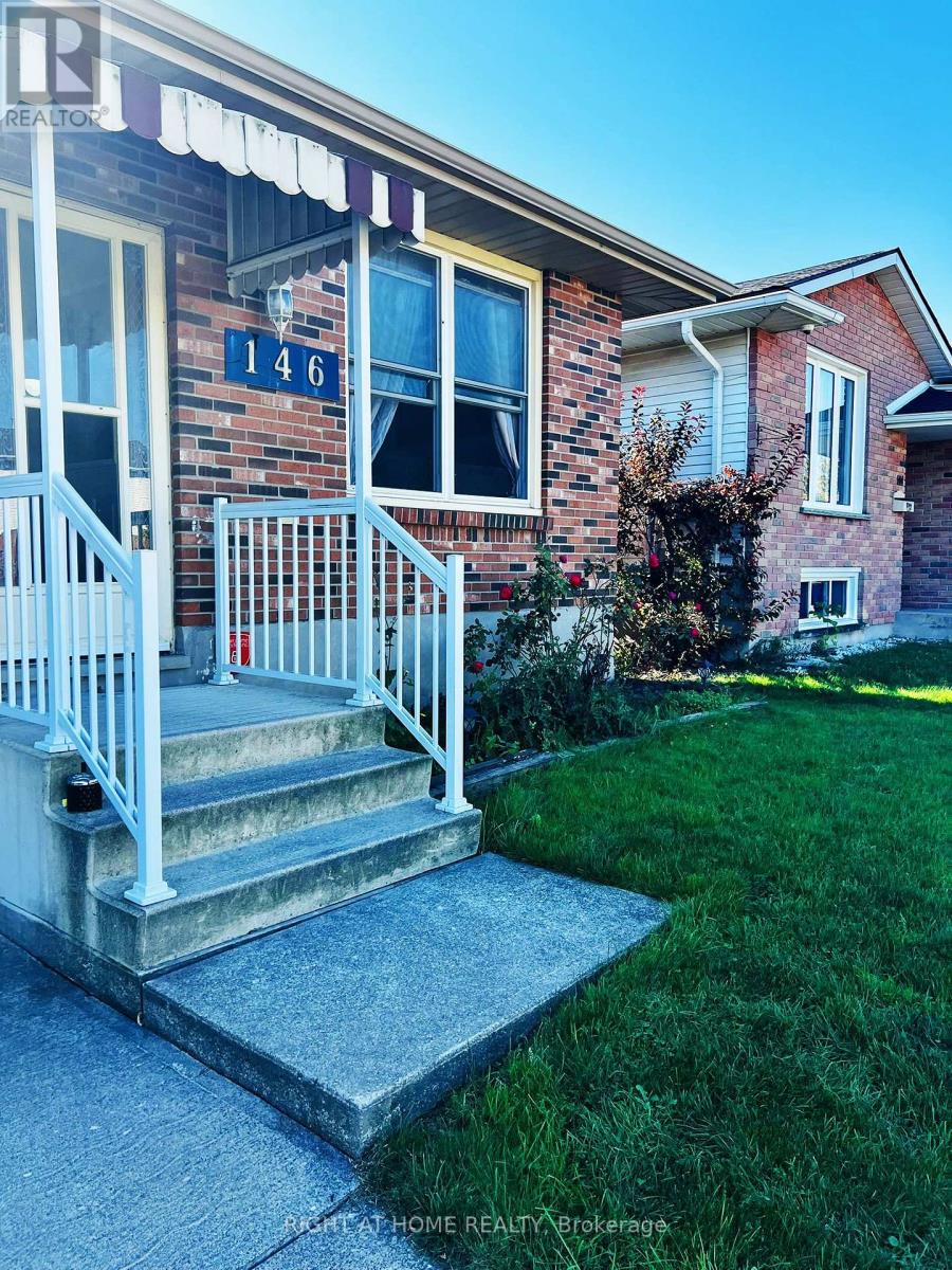 146 St Augustine Dr, St. Catharines, ON L2P 3W1