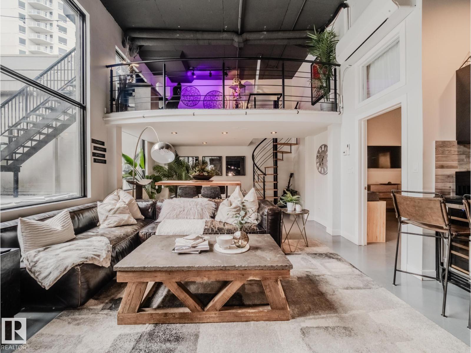 10179 105 Street Northwest #1001, Edmonton, AB T5J 3N1