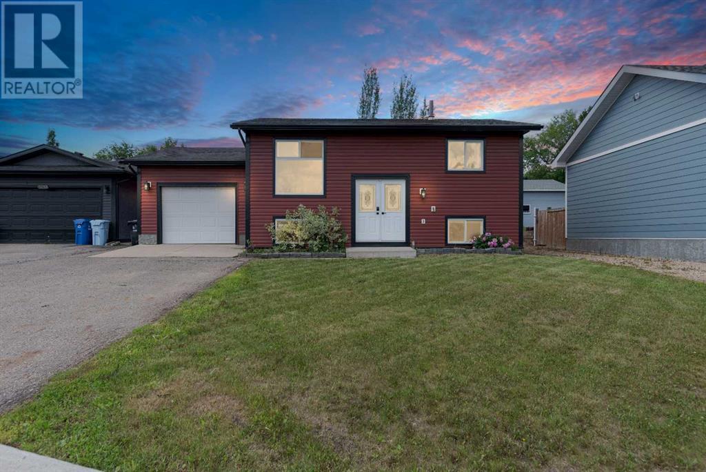125 Clenell Cres, Fort Mcmurray, AB T9K 1L1