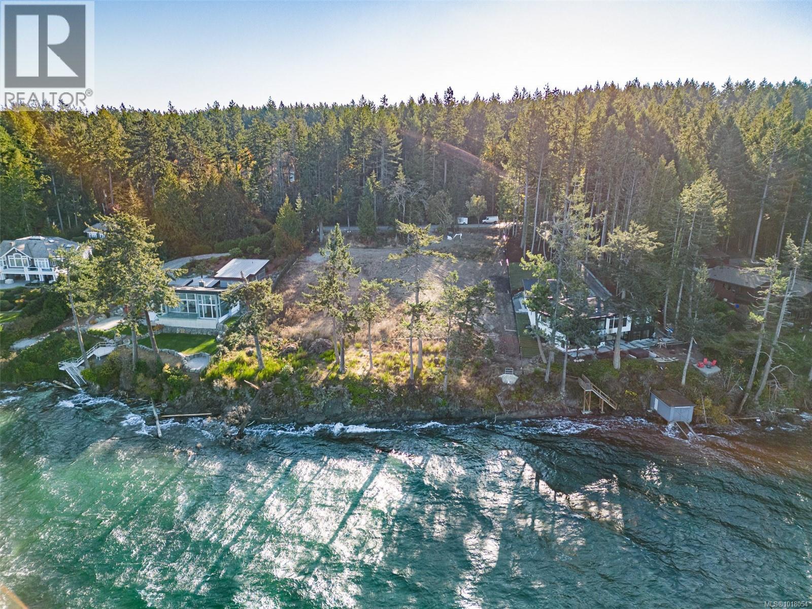 760 Lands End Rd, North Saanich, BC V8L 5K9
