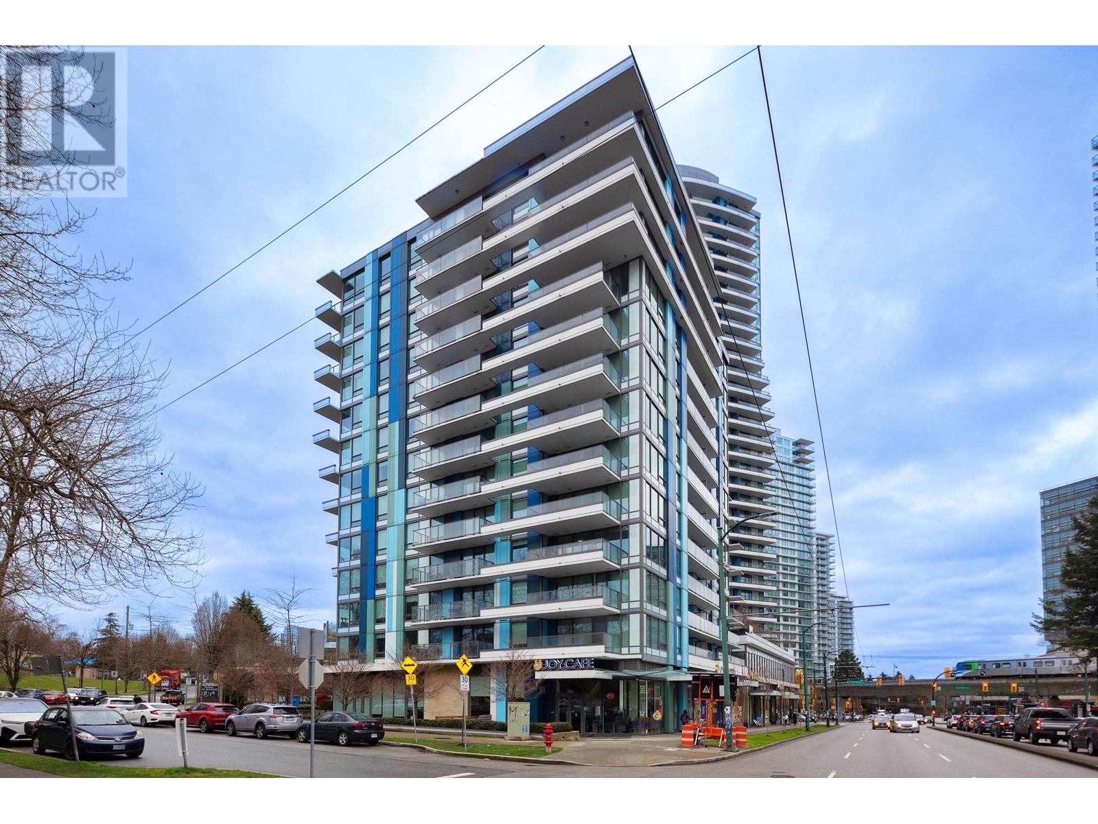 8238 Lord Street Unit 402, Vancouver, BC V6P 0G7