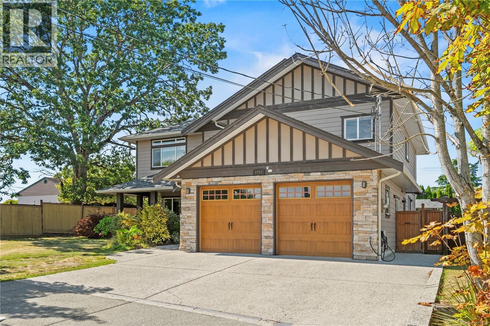 3708 Tillicum Rd, Saanich, BC V8Z 4H8