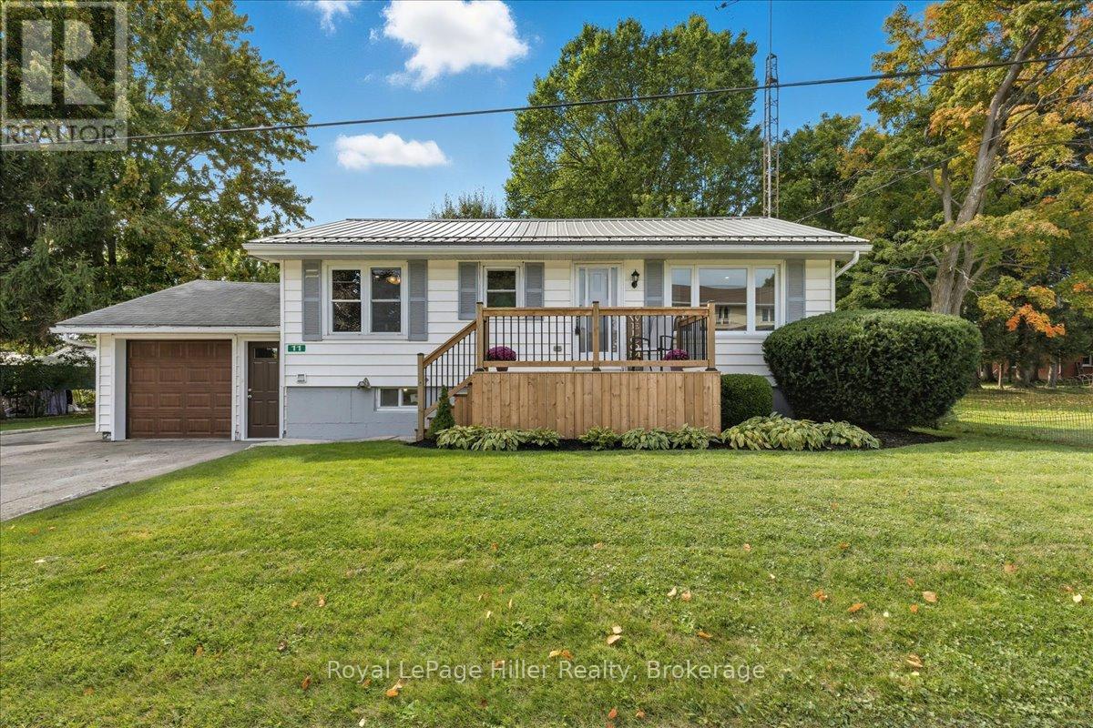 11 Schade St, West Perth, ON N0K 1P0