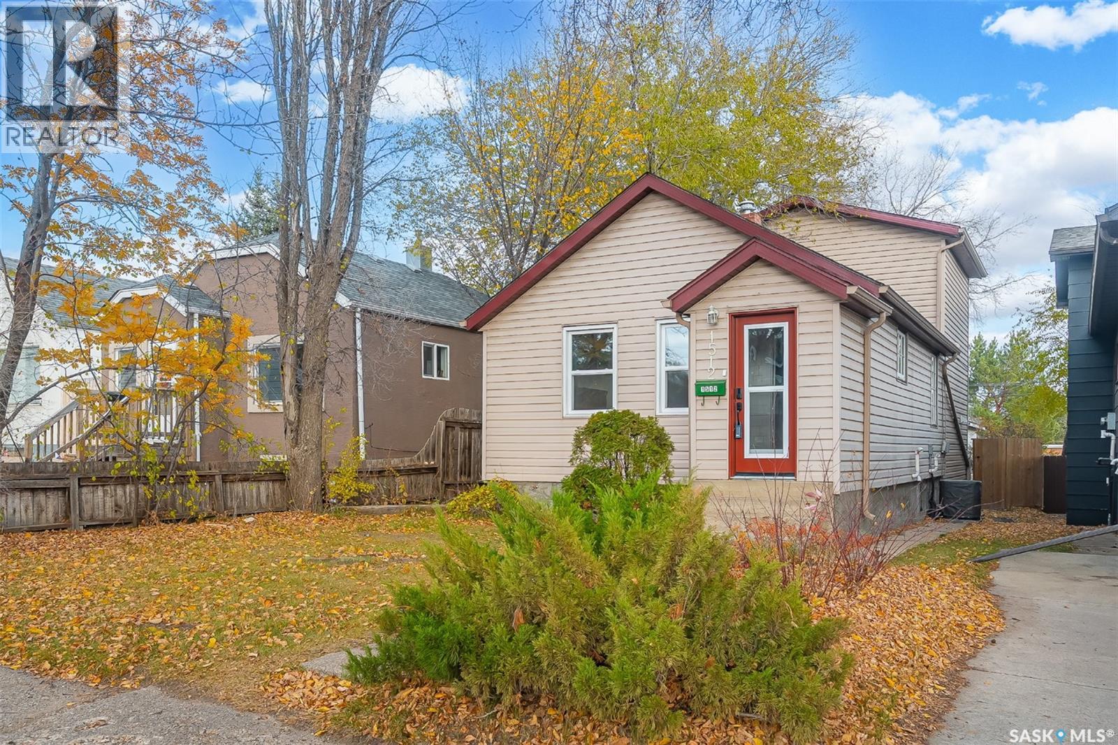 1512 7 Avenue North, Saskatoon, SK S7K 2W5