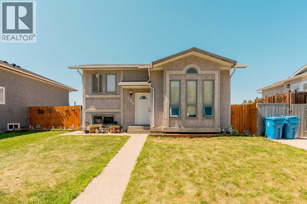 199 Mt Crandell Cres W, Lethbridge, AB T1K 6M2