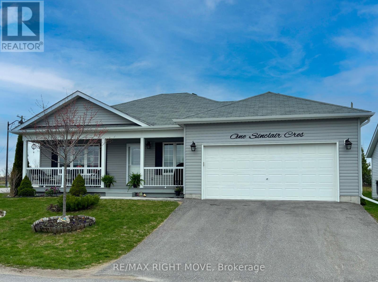 1 Sinclair Cres, Ramara, ON L3V 6H7