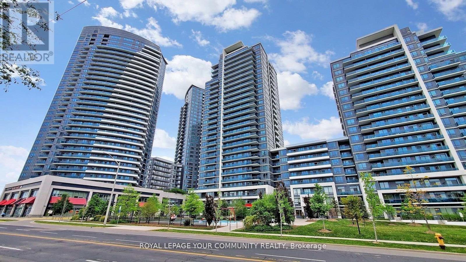 1403 7171 Yonge St, Markham, ON L3T 0C5