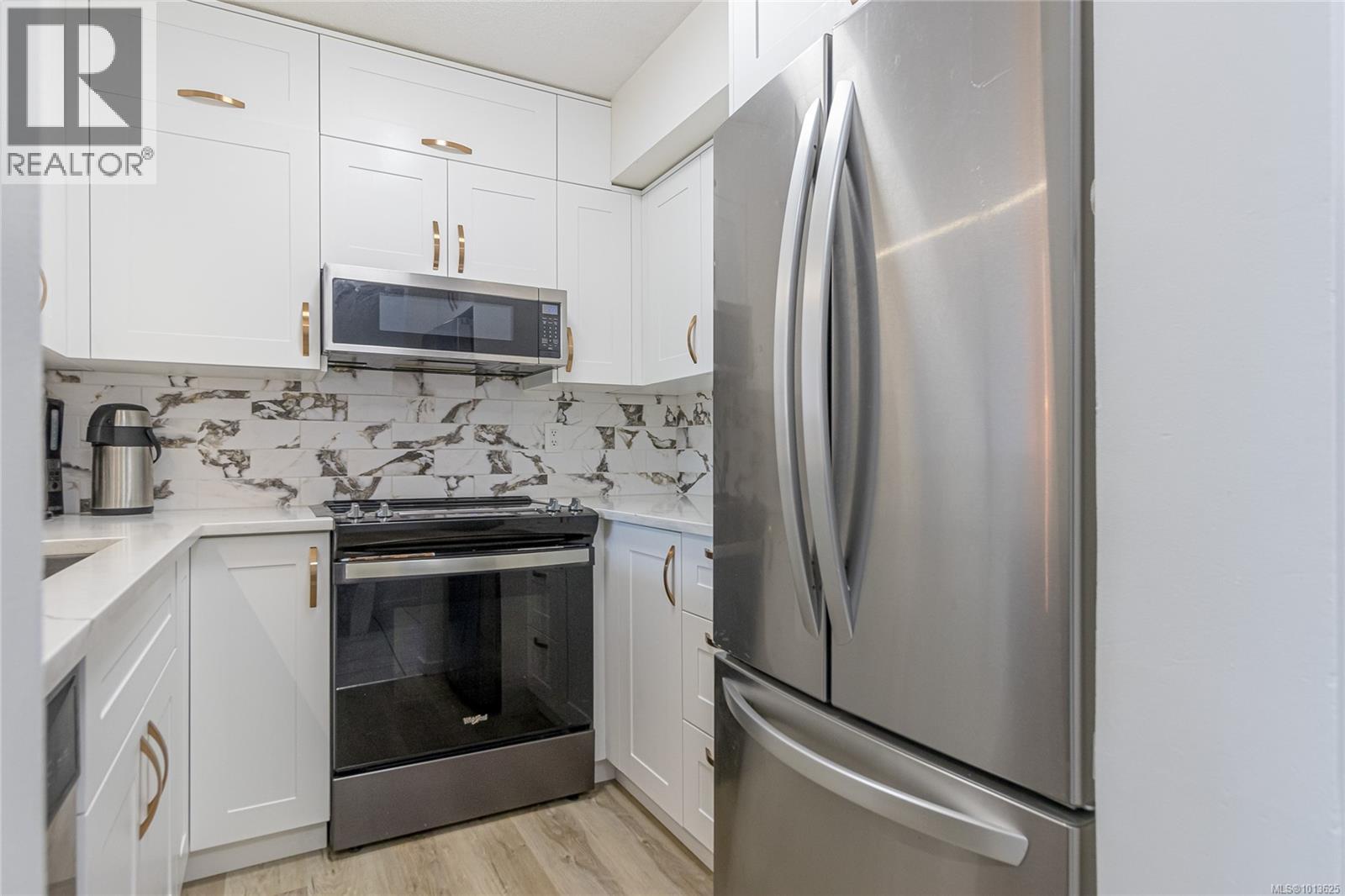 1906 Bowen Rd Unit 10 Rd, Nanaimo, BC V9S 5S6